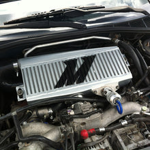 Load image into Gallery viewer, Mishimoto Subaru 02-07 WRX/04-07 STi Top-Mount Intercooler Kit - Powder Coated Silver & Blue Hoses