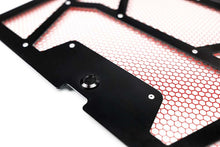 Load image into Gallery viewer, Agency Power 14-18 Polaris RZR XP 1000 / XP Turbo Vented Engine Cover - Gloss Black/Red Mesh