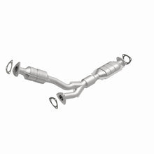 Load image into Gallery viewer, MagnaFlow Conv DF 00-03 Saturn LS 3.0L Rear