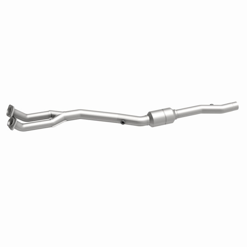 MagnaFlow Conv DF 96-97 BMW 840 4.4L Passenger Side