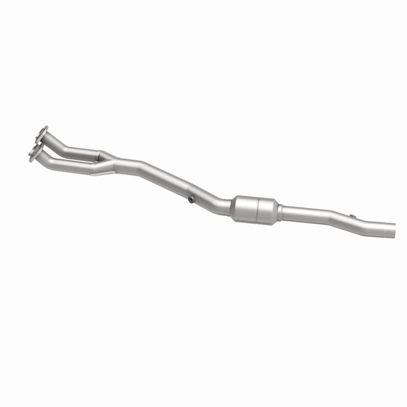 MagnaFlow Conv DF 96-97 BMW 840 4.4L Passenger Side