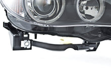 Load image into Gallery viewer, Hella 2004-2005 BMW 525i Bi-Xenon Headlight Assembly