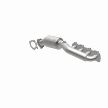 Load image into Gallery viewer, Magnaflow Conv DF 02-04 Volkswagen Passat 4.0L