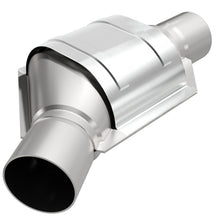 Load image into Gallery viewer, MagnaFlow Conv Univ 2.25inch Angled Inlet