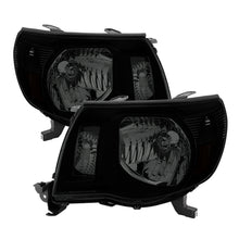 Load image into Gallery viewer, Xtune Toyota Tacoma 05-11 Amber Crystal Headlights Black Smoked HD-JH-TT05-AM-BSM