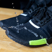 Load image into Gallery viewer, Chemical Guys HydroThread Ceramic Fabric Protectant &amp; Stain Repellent - 16oz